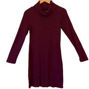 KNITTED TURTLE-NECK SWEATER DRESS IN RED!!